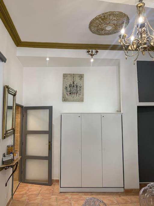 Magnifique Appartement Plein Coeur Avignon Intra-Muros Exterior photo